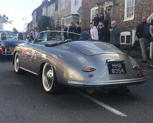 Porsche 962